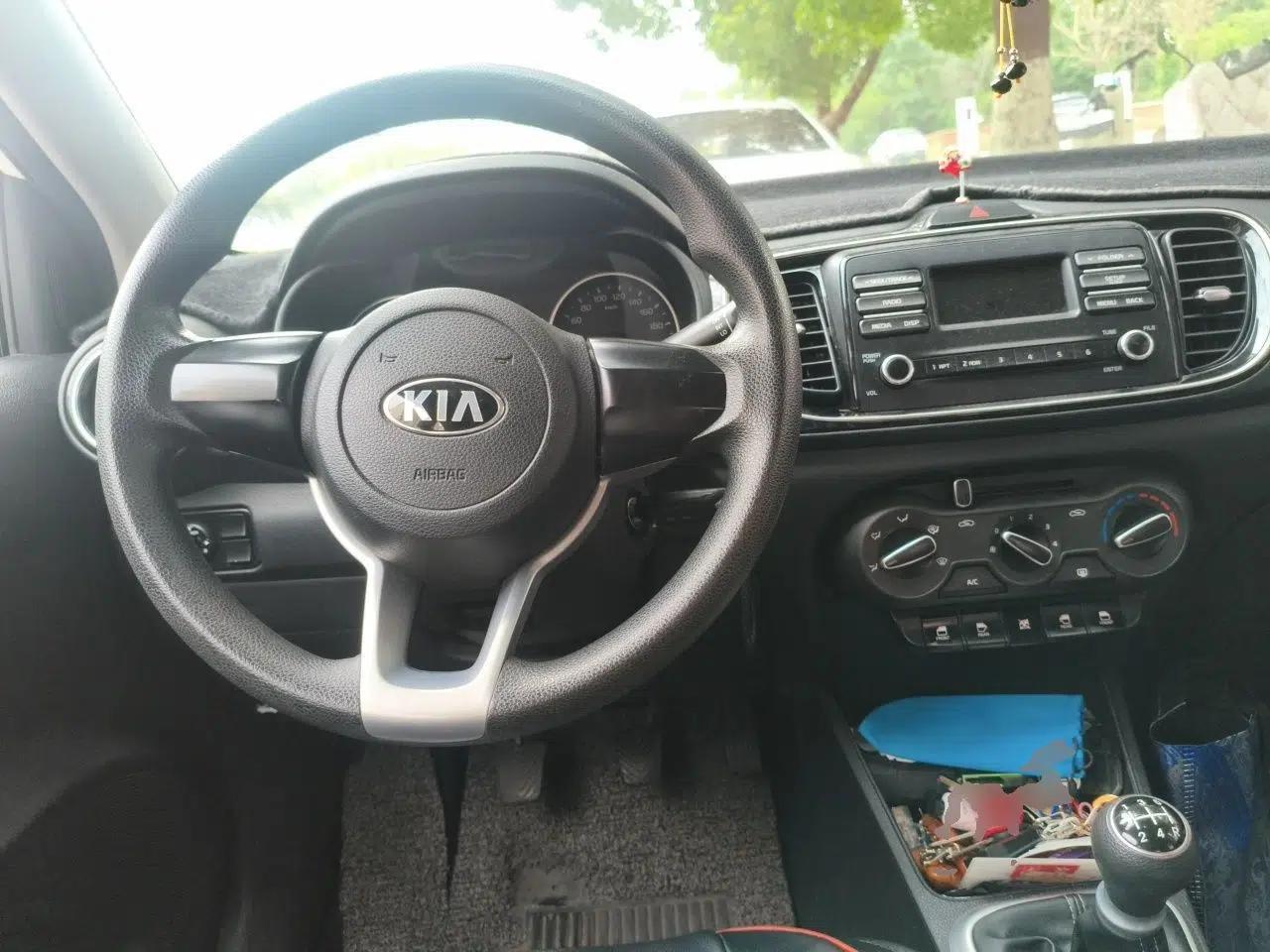 Kia Pegas 2017 1.4L Manual Value Edition — миниатюра 7