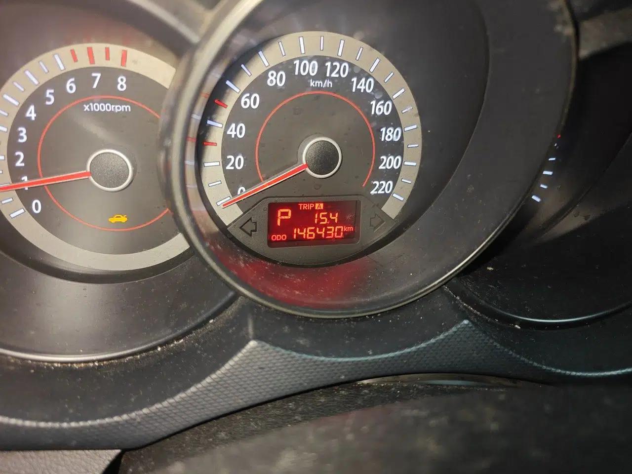 Kia Forte 2011 1.6L AT Premium — миниатюра 12