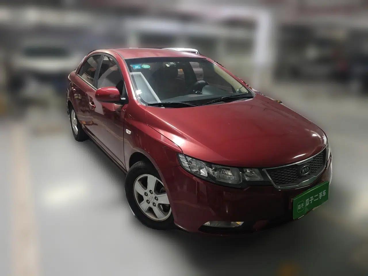 Kia Forte 2011 1.6L AT Premium — миниатюра 3