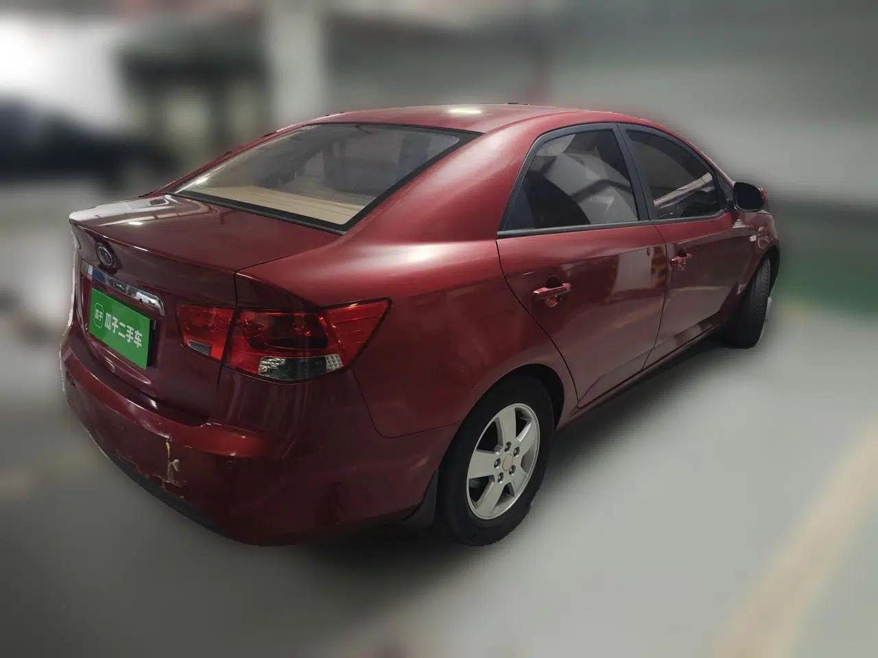 Kia Forte 2011 1.6L AT Premium — миниатюра 6