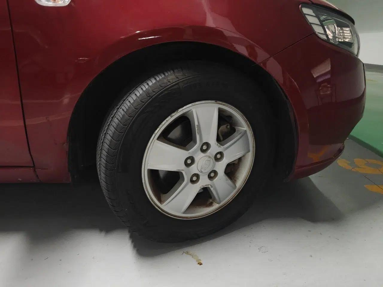 Kia Forte 2011 1.6L AT Premium — миниатюра 8