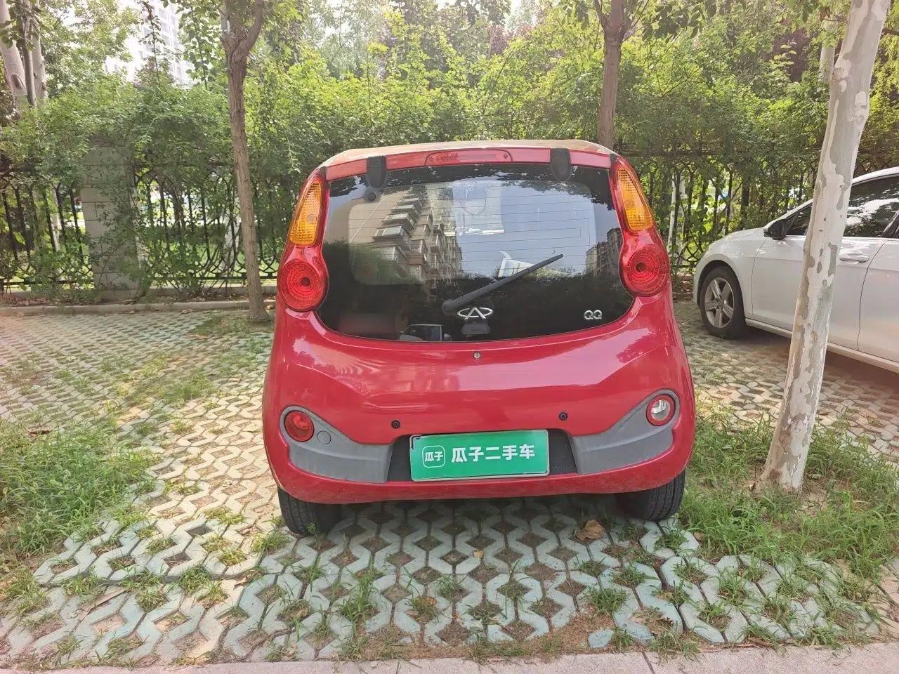 Chery QQ 2013 1.0L Manual Happy Edition — миниатюра 5
