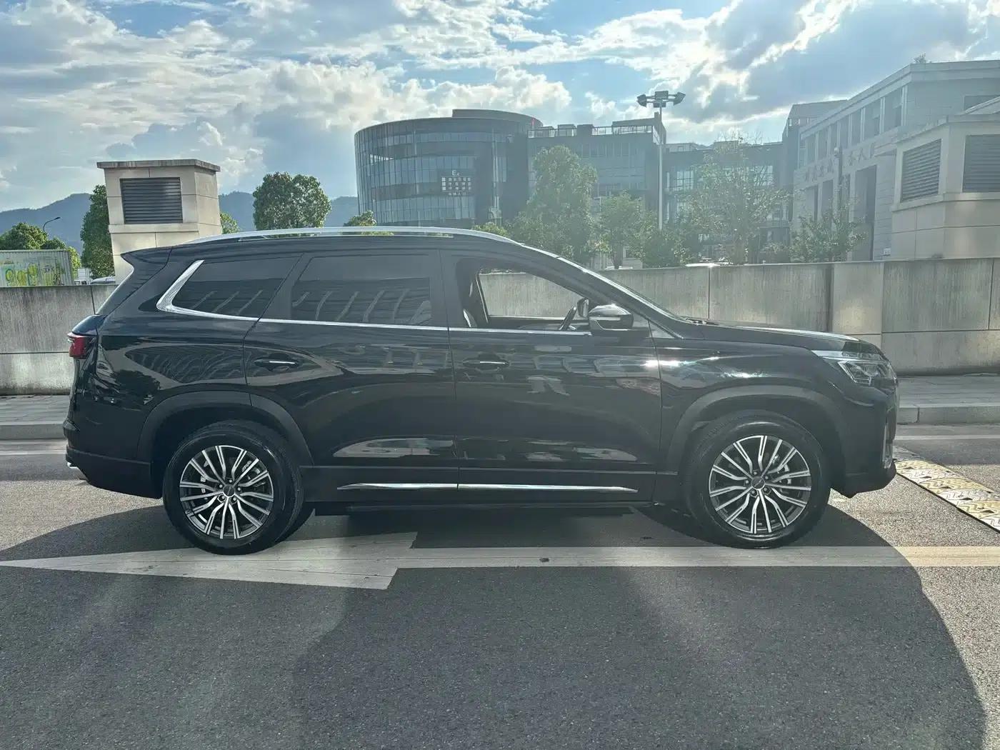 Jetour X90 PLUS 2023 1.6TD DCT Manor 7-seater — миниатюра 4