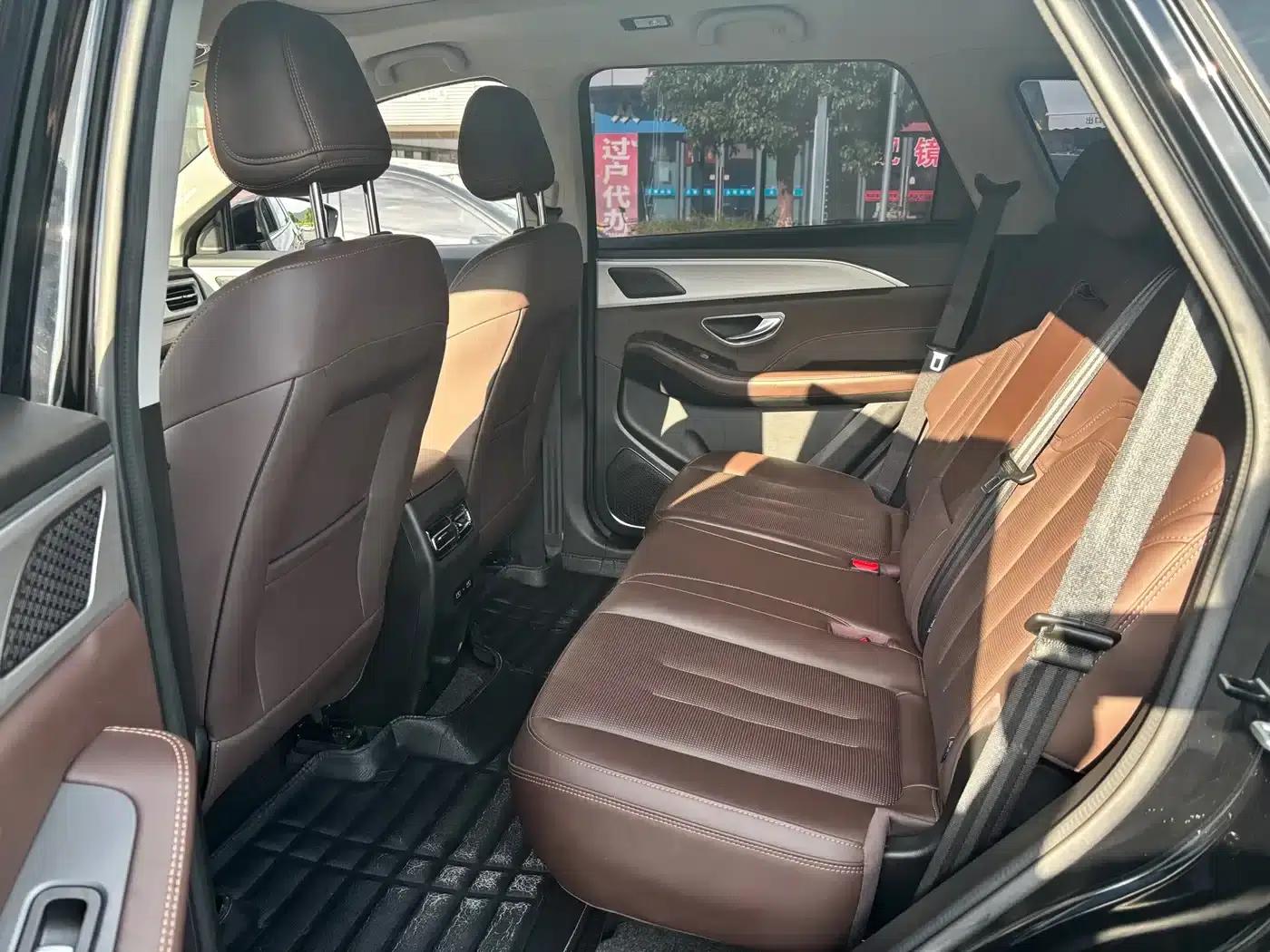 Jetour X90 PLUS 2023 1.6TD DCT Manor 7-seater — миниатюра 6