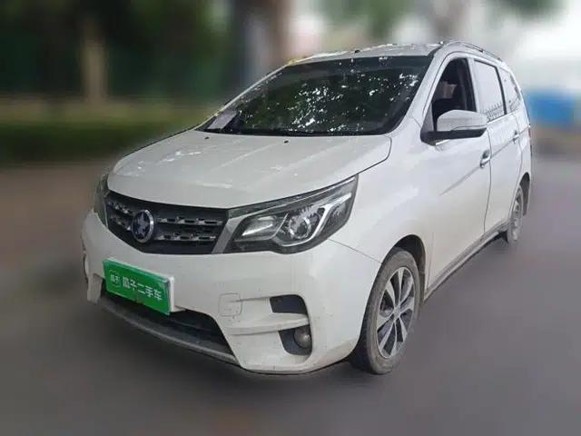 Venucia M50V 2017 1.5L XL Manual Comfort Edition