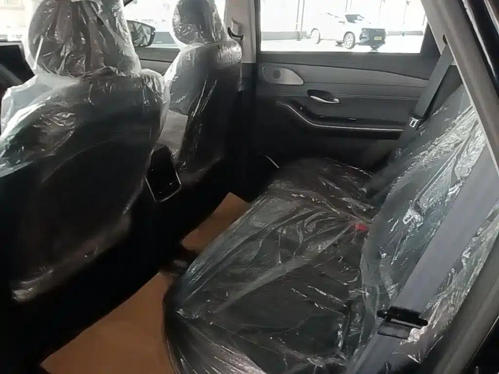 Jetour X90 C-DM 2025 Elite Edition 7-Seater — миниатюра 17