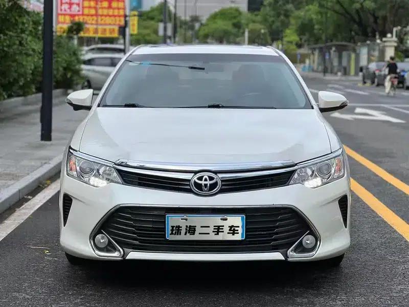 Camry 2016 2.0E 10th Anniversary Elite Edition — миниатюра 2