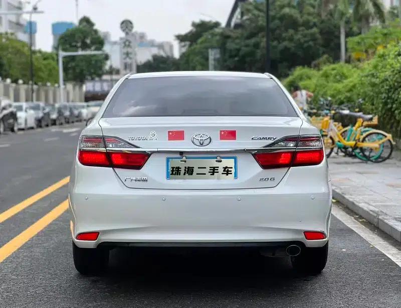 Camry 2016 2.0E 10th Anniversary Elite Edition — миниатюра 5