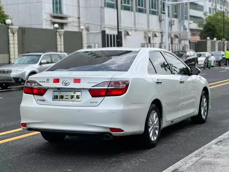 Camry 2016 2.0E 10th Anniversary Elite Edition — миниатюра 6