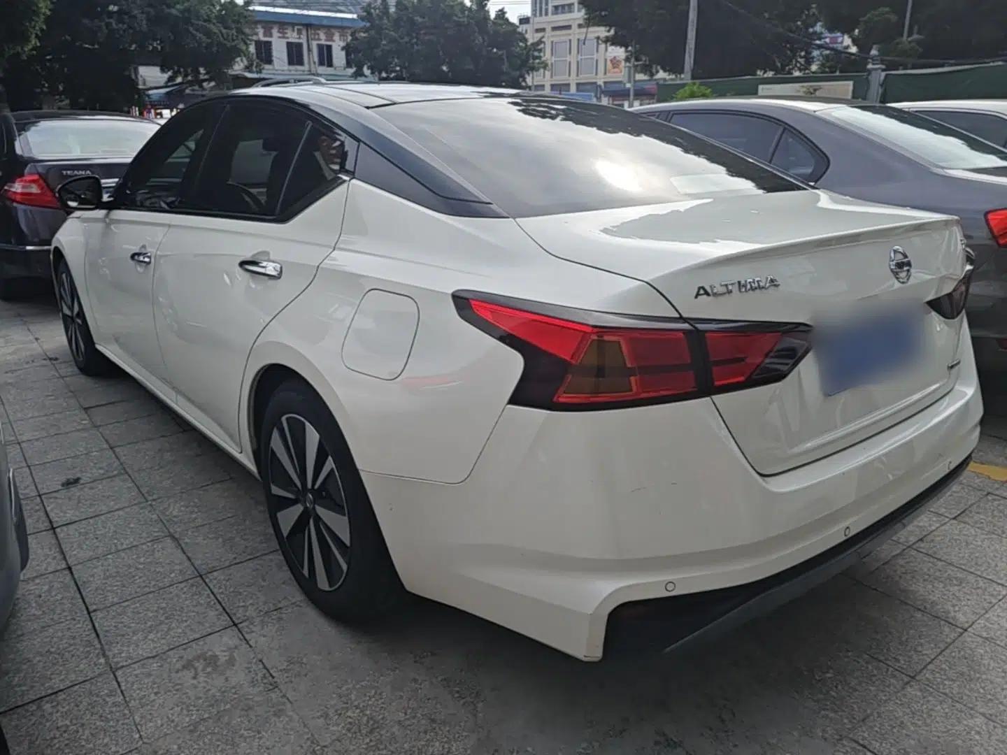 Nissan Teana 2021 2.0T XL Upper AD1 Smart Navigation Edition — миниатюра 4