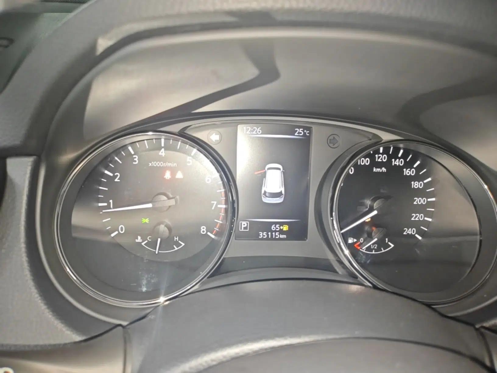 Nissan X-Trail 2022 Revised Version 2.0L Two-Wheel Drive Smart Connect Premium Edition — миниатюра 14
