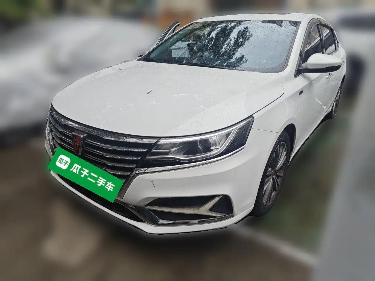 Roewe i6 2020 PLUS 1.6L CVT 4G Connected Glory Flagship Edition — миниатюра 1