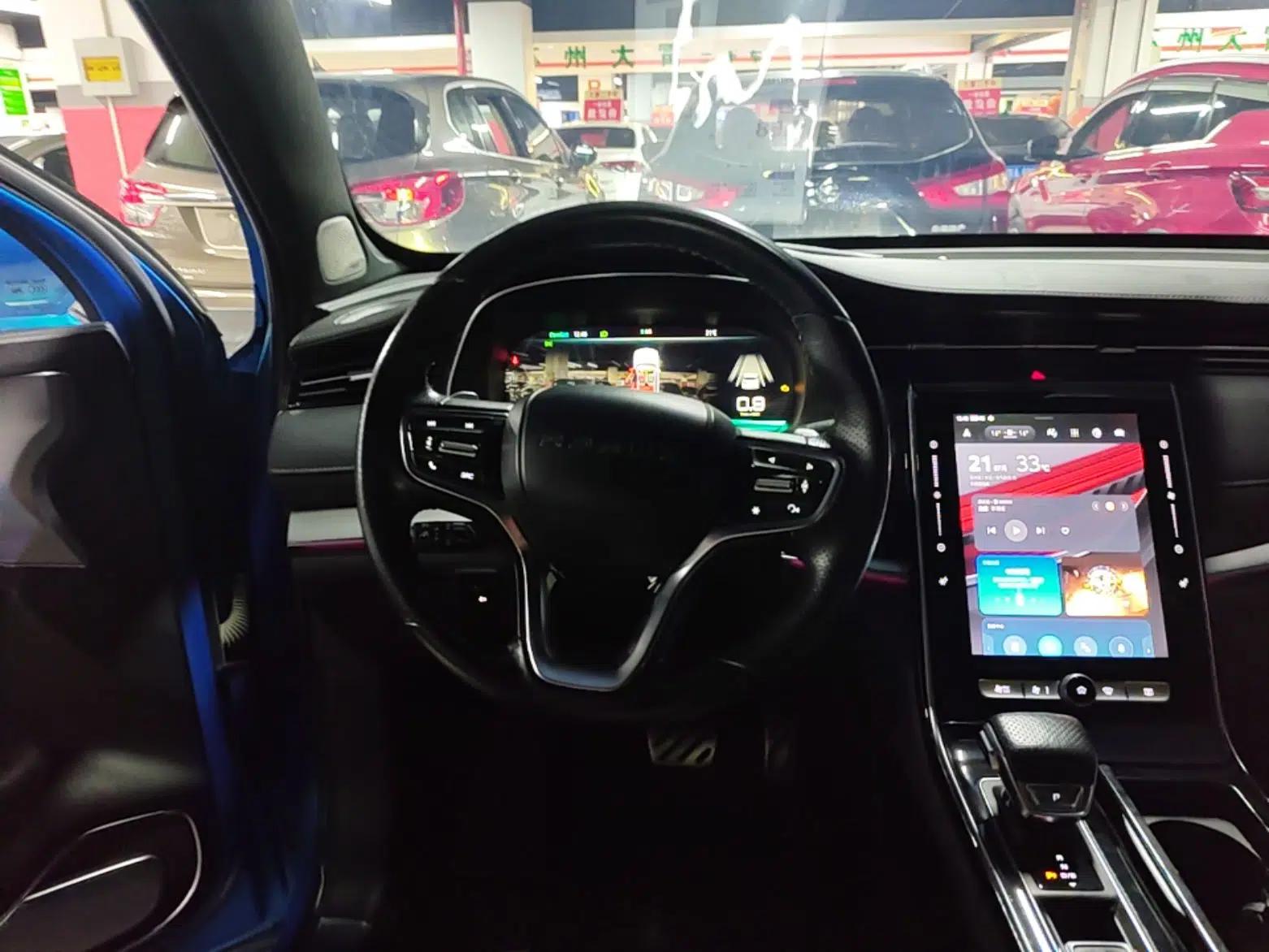 Roewe RX5 MAX 2019 400TGI Automatic Smart Cabin Flagship Edition — миниатюра 13