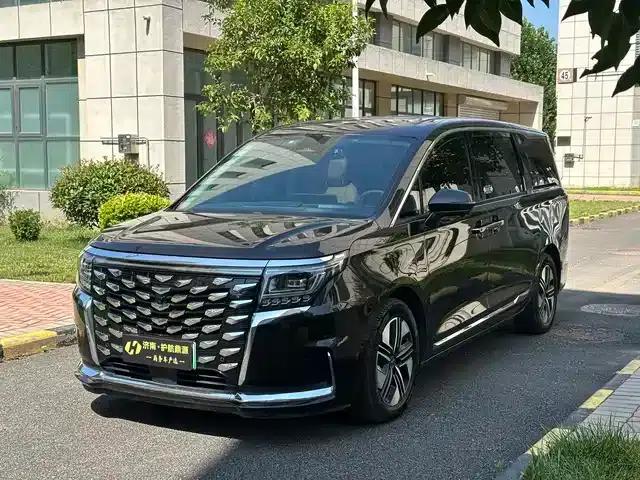 Refine RF8 2024 HarmonyOS Edition 2.0T Flagship