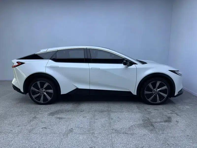 Toyota BZ5 2025 550 PRO — миниатюра 8
