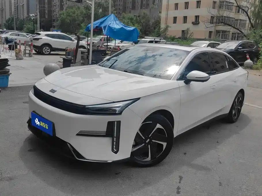 Galaxy L6 2024 125km PLUS Dragon Edition — миниатюра 1