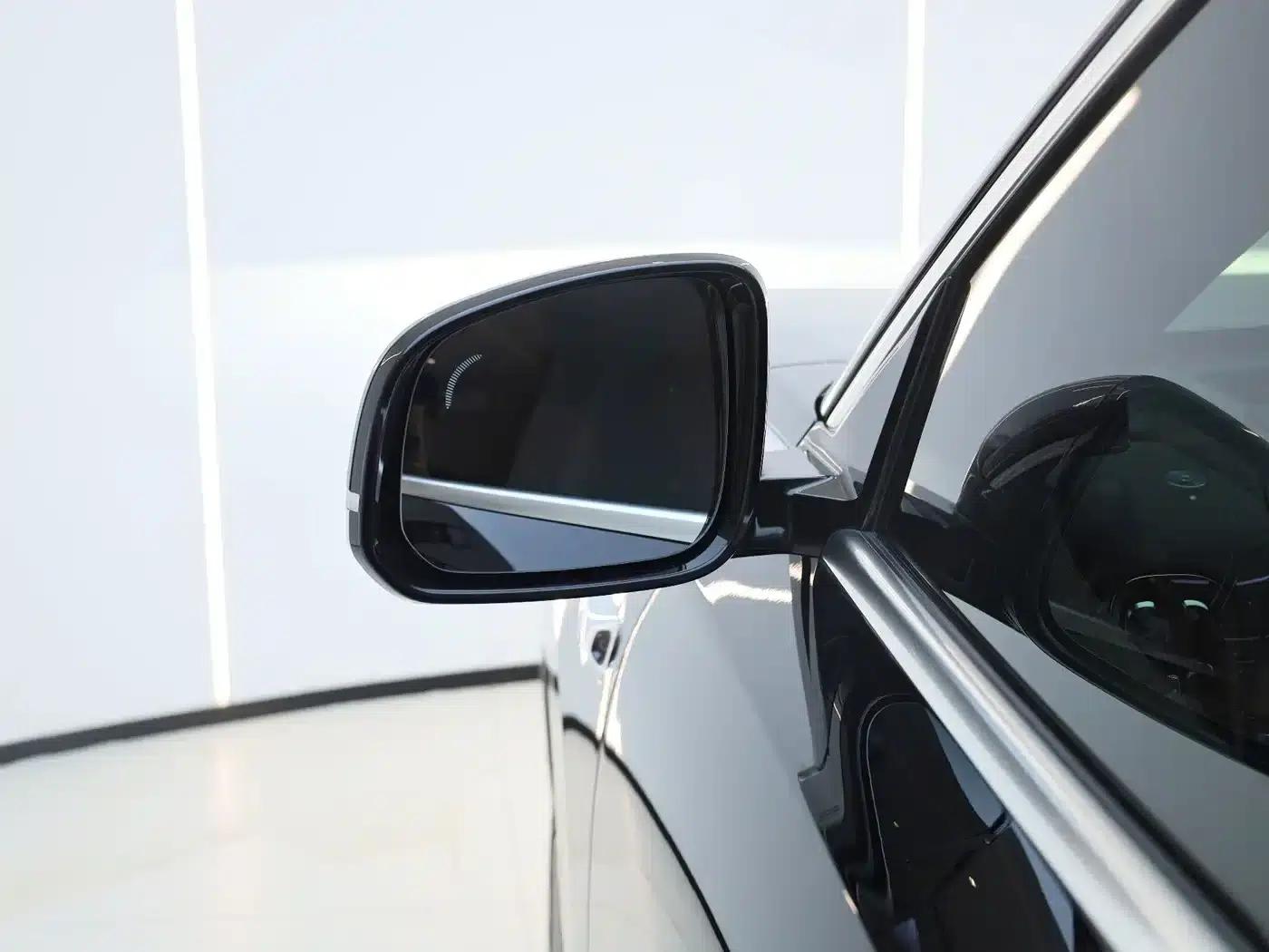Galaxy M9 2025 210km/h AWD Navigator Edition — миниатюра 26