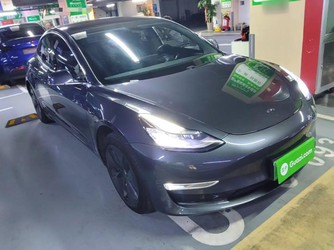Tesla Model 3 2019 Long-Range Rear-Wheel-Drive Version — миниатюра 12