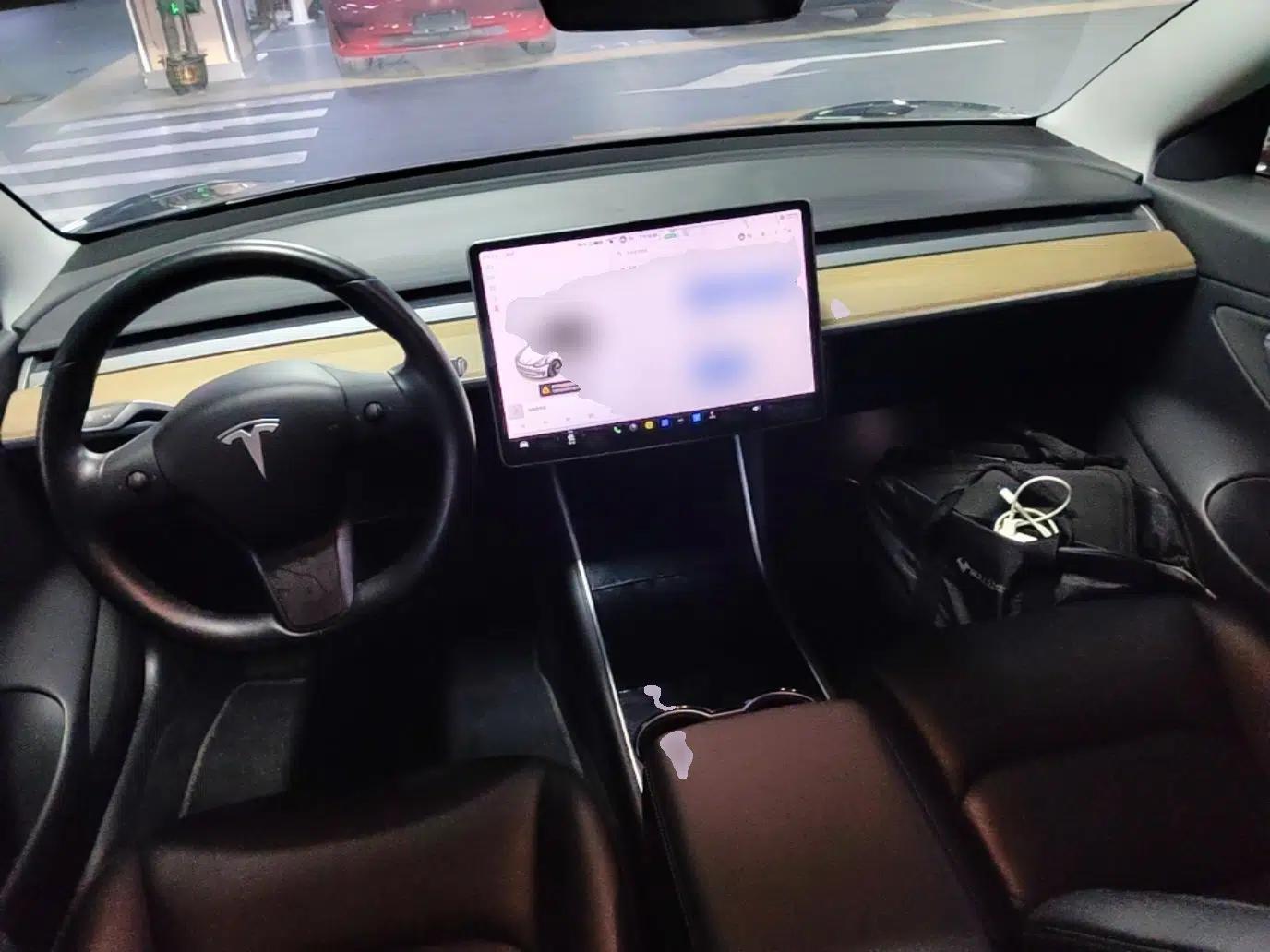 Tesla Model 3 2019 Long-Range Rear-Wheel-Drive Version — миниатюра 17
