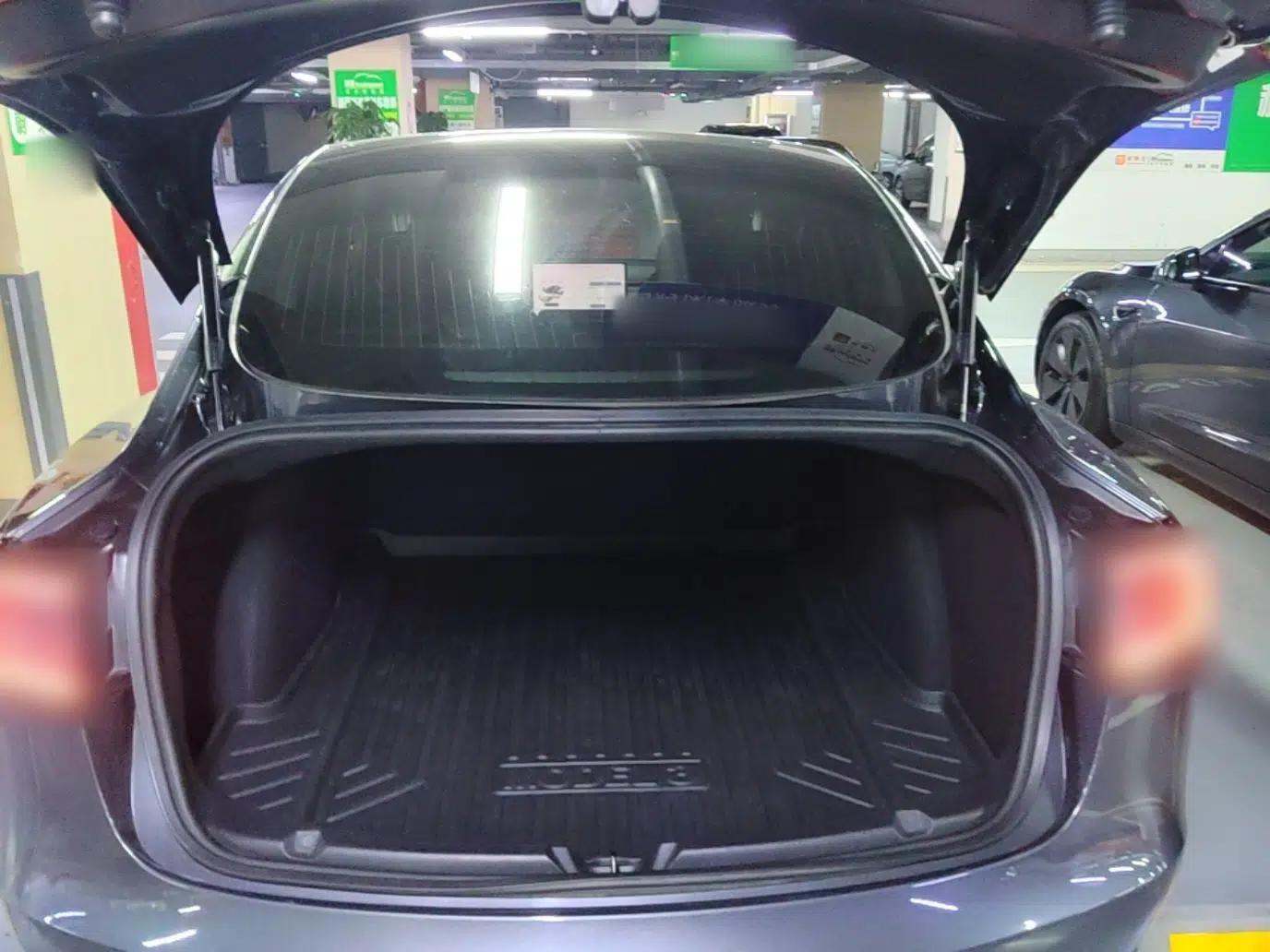 Tesla Model 3 2019 Long-Range Rear-Wheel-Drive Version — миниатюра 27