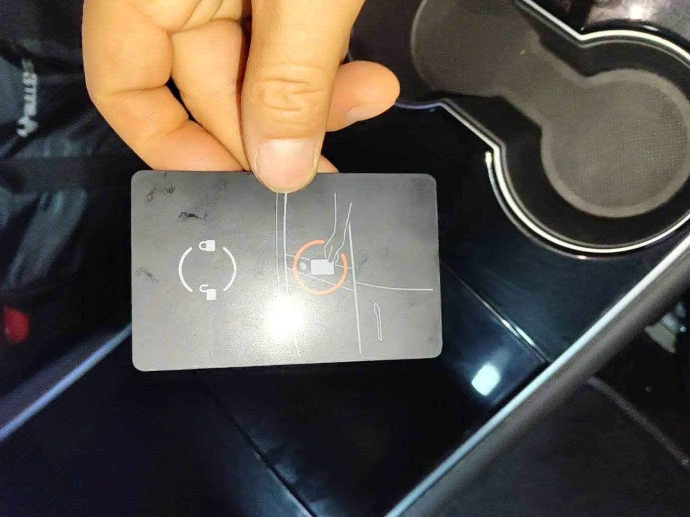 Tesla Model 3 2019 Long-Range Rear-Wheel-Drive Version — миниатюра 28