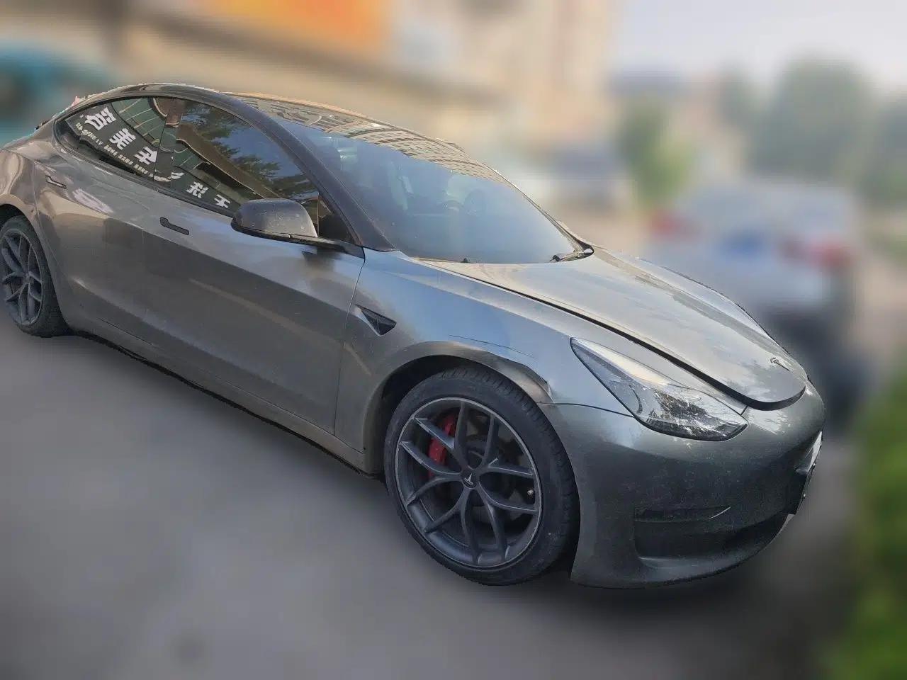 Tesla Model 3 2022 Performance High-Performance All-Wheel-Drive Version — миниатюра 3