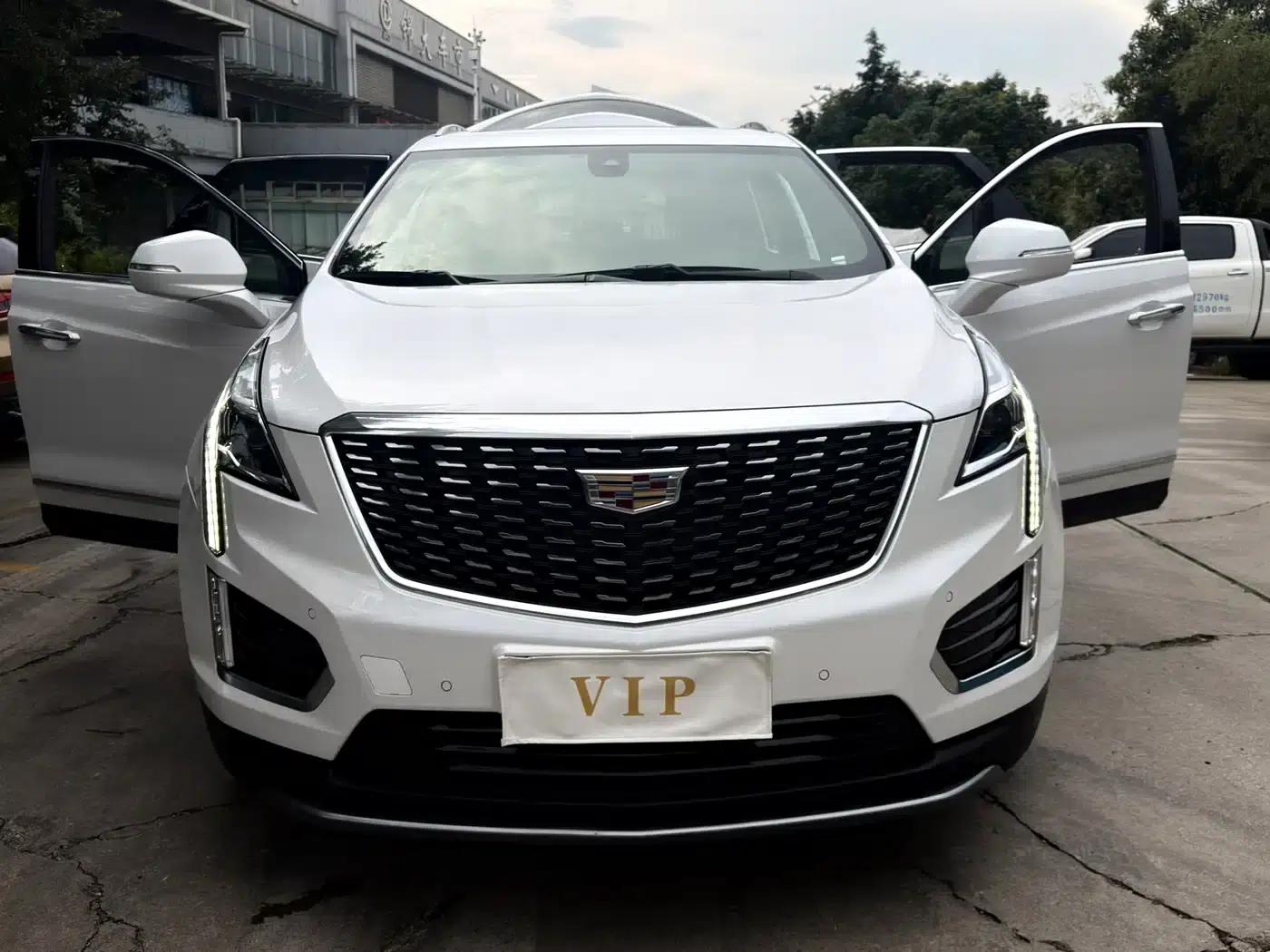 Cadillac XT5 2022 2.0T 2WD Luxury — миниатюра 2