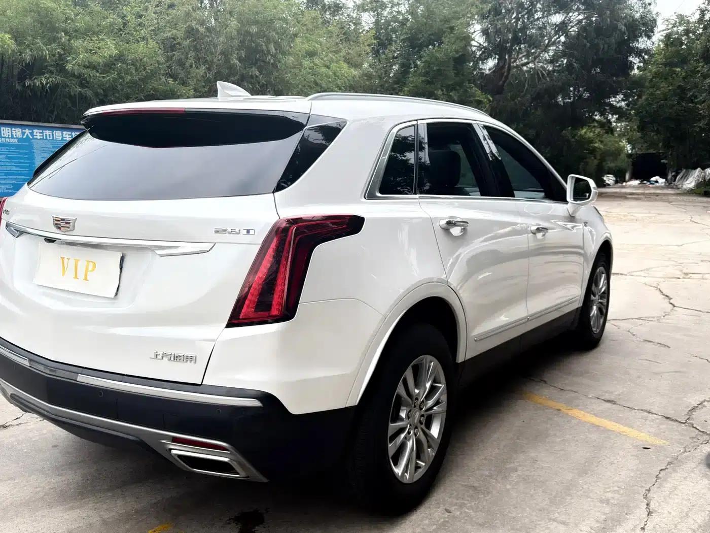 Cadillac XT5 2022 2.0T 2WD Luxury — миниатюра 13