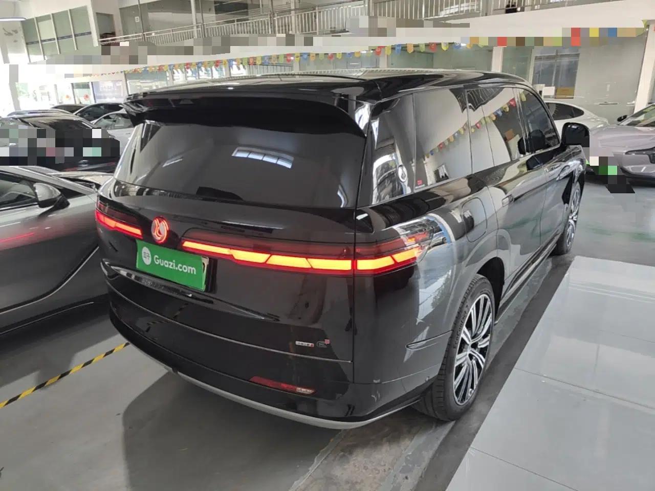Denza N9 2025 Prestige Version — миниатюра 6