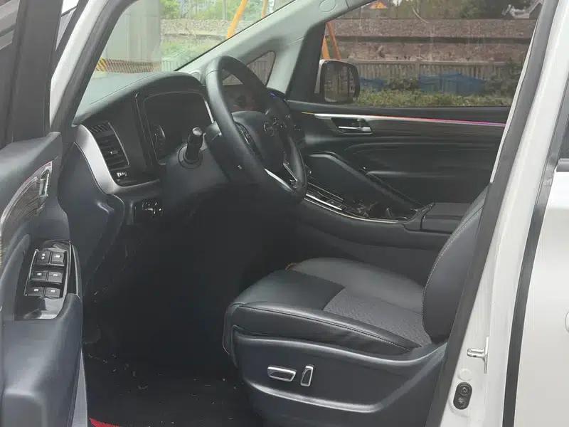 Trumpchi M8 2023 Leading Series 390T Premium Edition — миниатюра 13