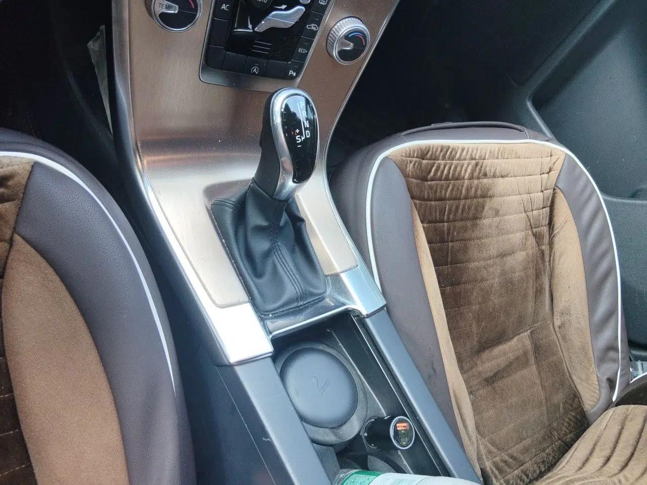 Volvo XC60 2015 T5 Smart Edition — миниатюра 14