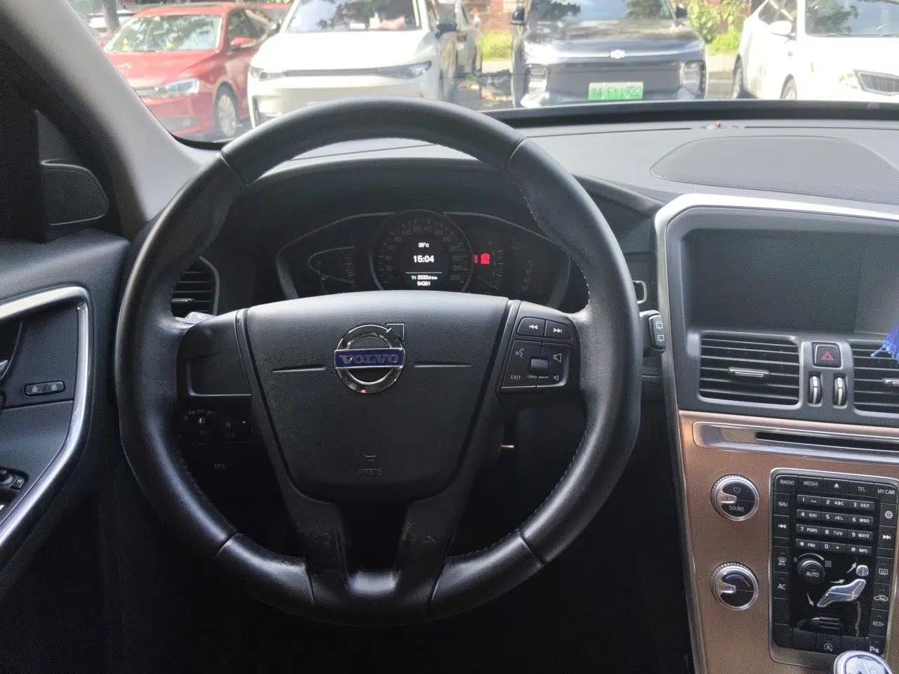 Volvo XC60 2015 T5 Smart Edition — миниатюра 10