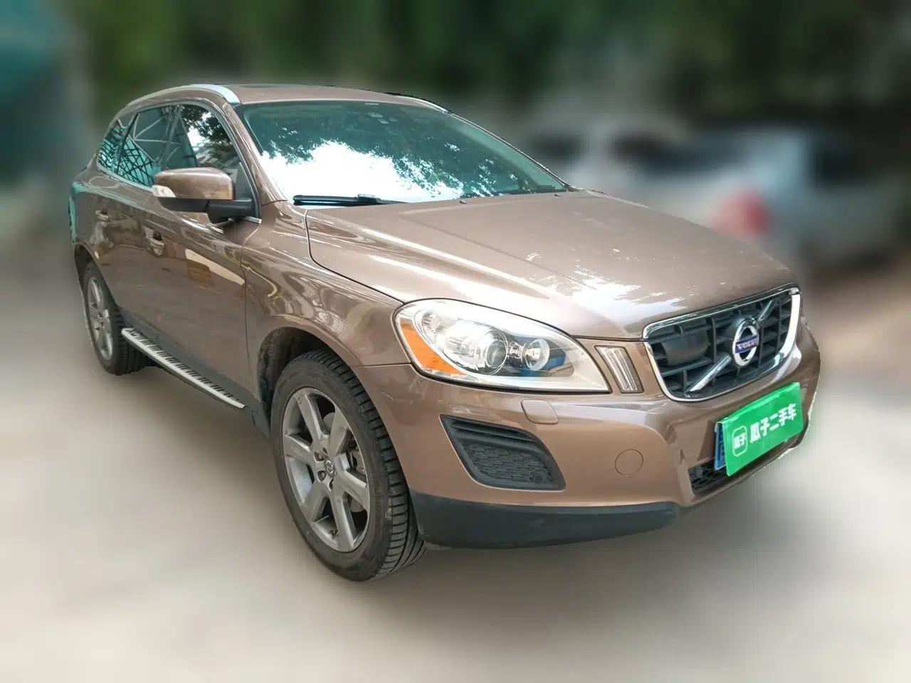 Volvo XC60 2013 T6 AWD Comfort Edition — миниатюра 3