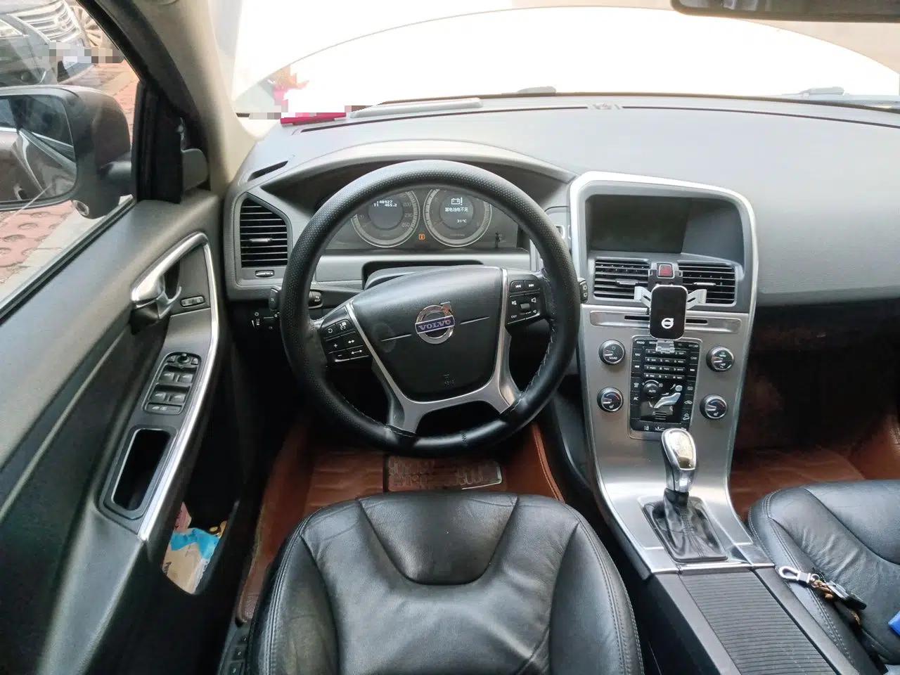 Volvo XC60 2013 T6 AWD Comfort Edition — миниатюра 10