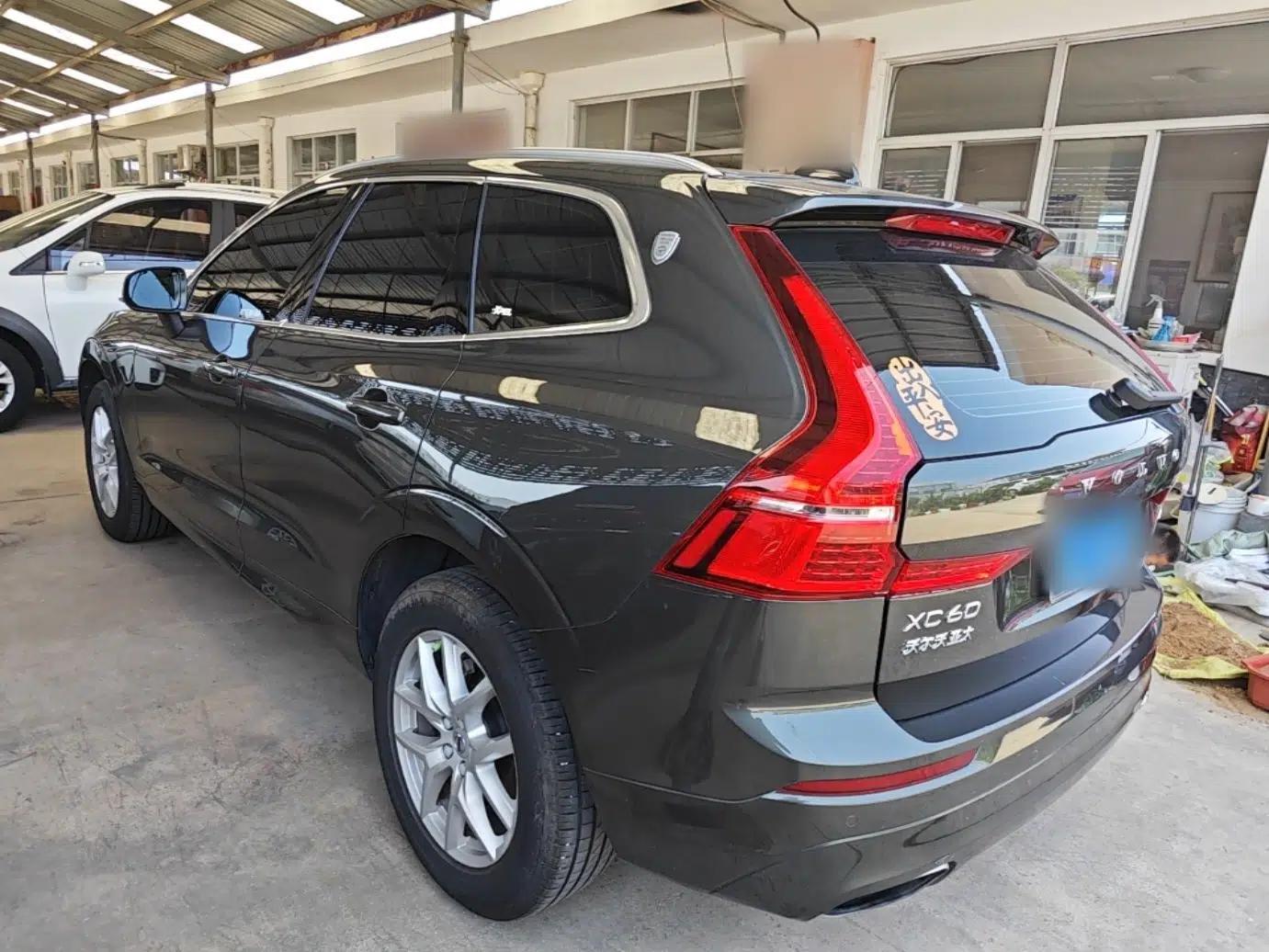 Volvo XC60 2019 T5 4x4 Smart Edition China VI Standard — миниатюра 4