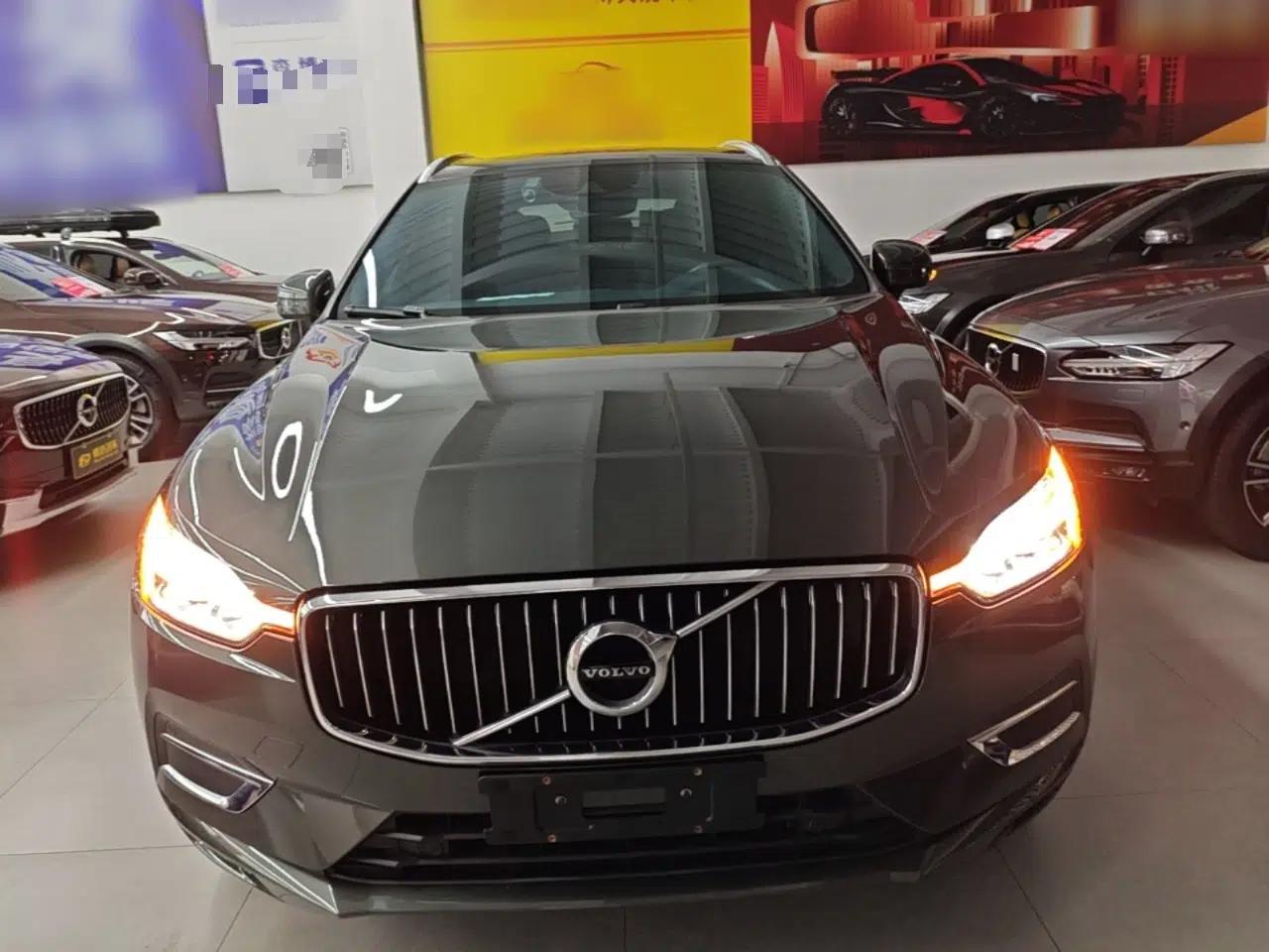 Volvo XC60 2021 T5 4x4 Smart Luxury Edition — миниатюра 2