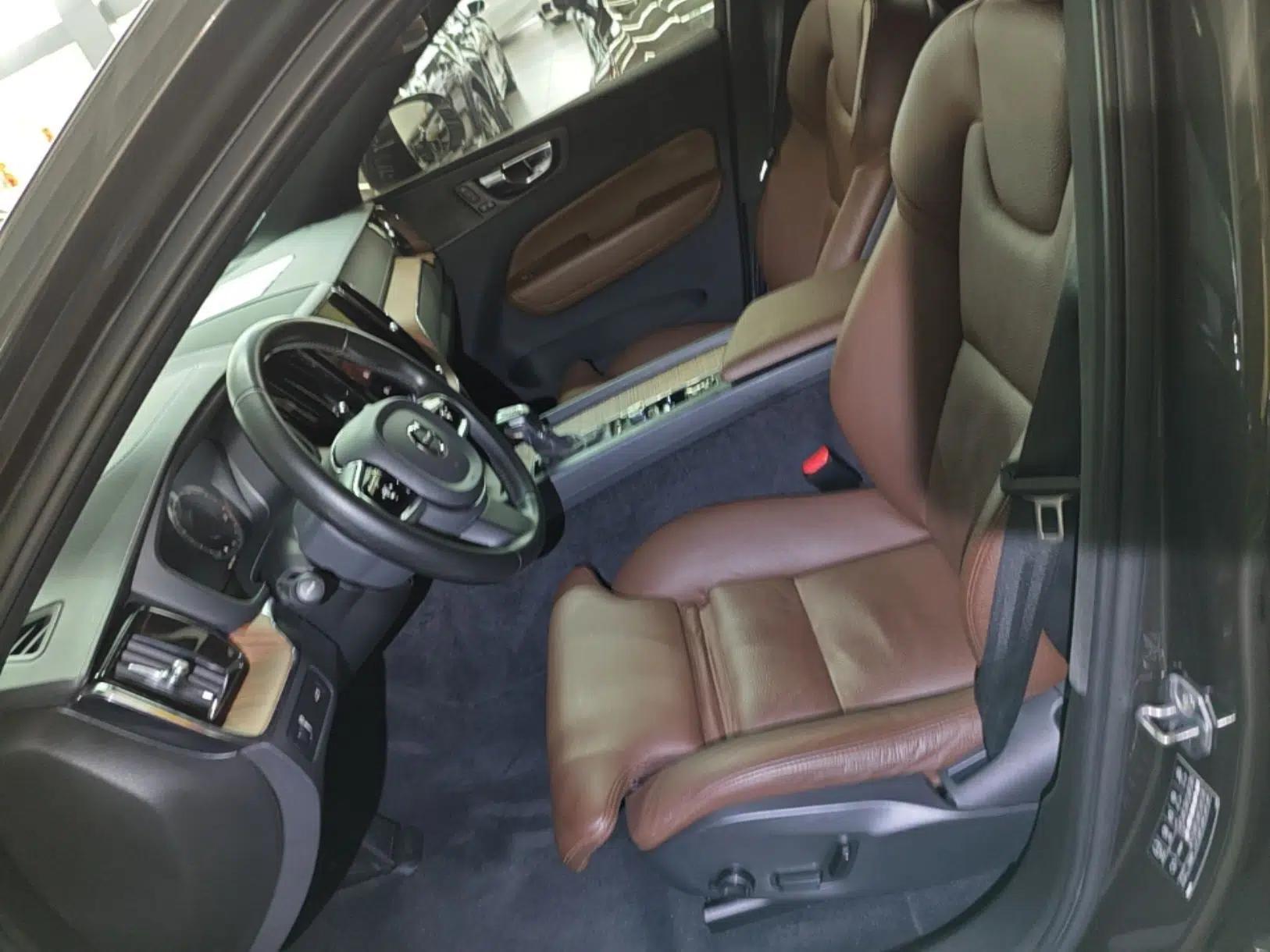 Volvo XC60 2021 T5 4x4 Smart Luxury Edition — миниатюра 17