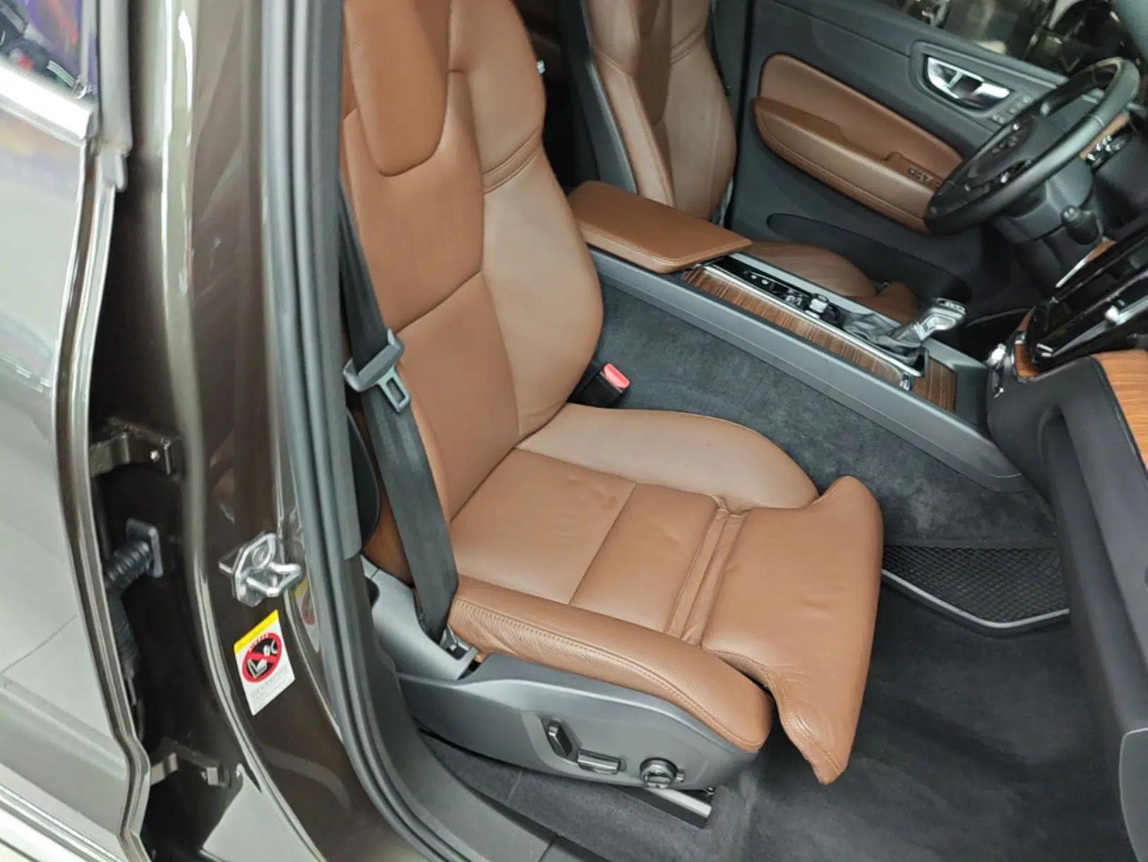 Volvo XC60 2021 T5 4x4 Smart Luxury Edition — миниатюра 19