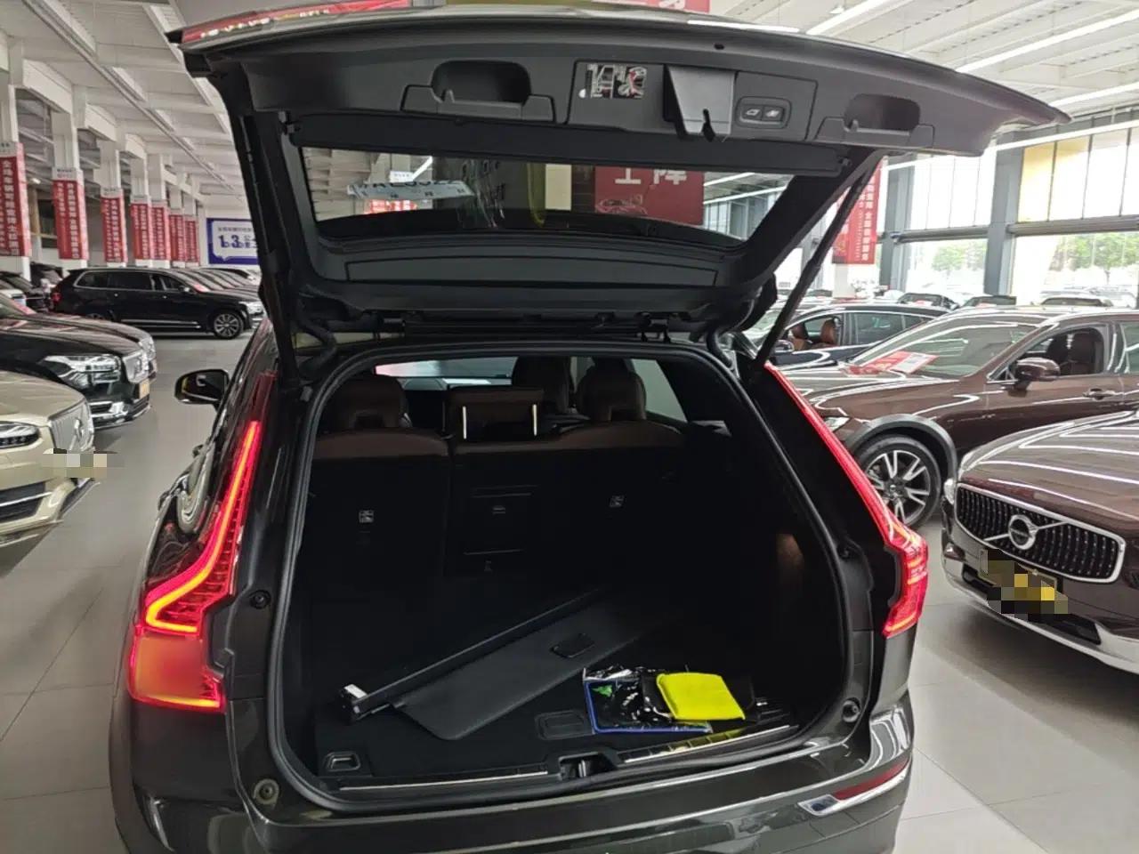 Volvo XC60 2021 T5 4x4 Smart Luxury Edition — миниатюра 22