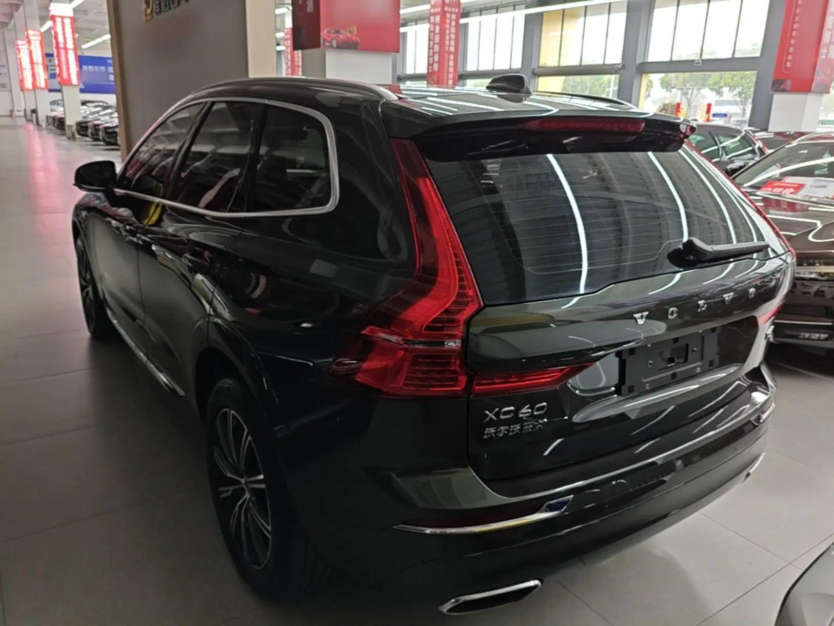 Volvo XC60 2021 T5 4x4 Smart Luxury Edition — миниатюра 4