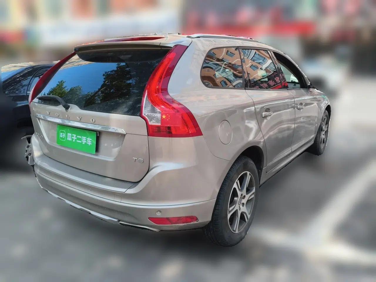 Volvo XC60 2014 T5 Zhiyi Edition — миниатюра 6