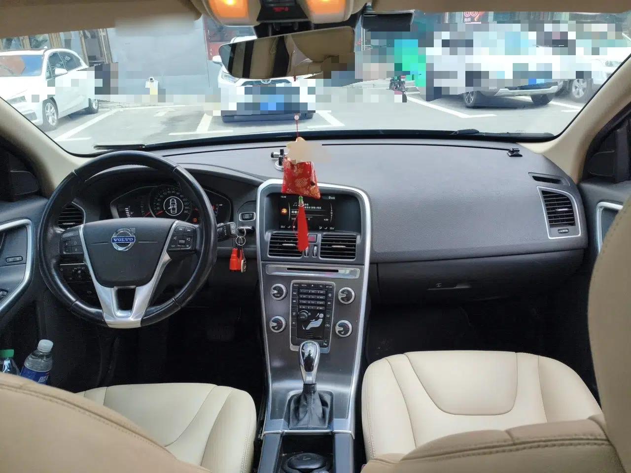 Volvo XC60 2014 T5 Zhiyi Edition — миниатюра 9