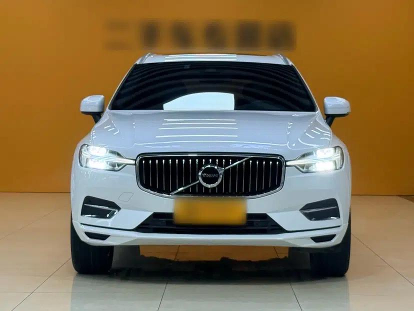 Volvo XC60 2021 T5 4x4 Smart Luxury Edition — миниатюра 2