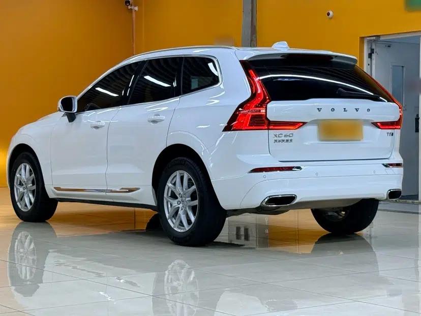 Volvo XC60 2021 T5 4x4 Smart Luxury Edition — миниатюра 5