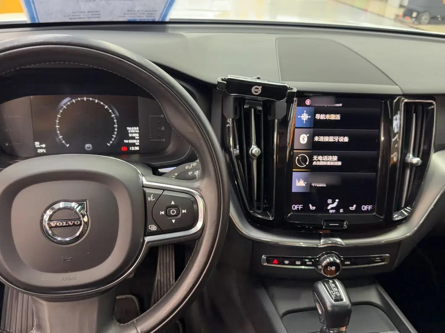 Volvo XC60 2021 T5 4x4 Smart Luxury Edition — миниатюра 7