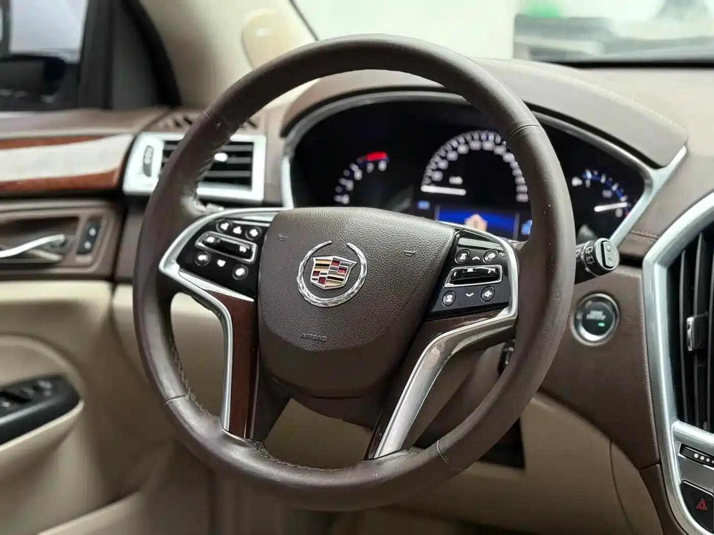 2013 Cadillac SRX 3.6L Flagship — миниатюра 5