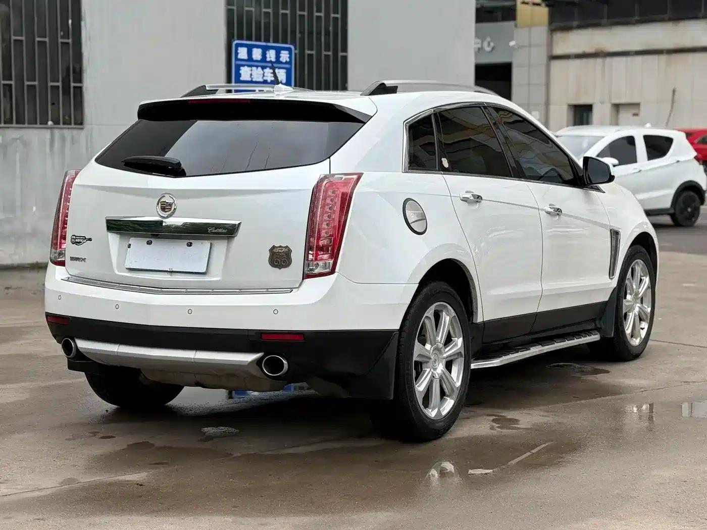 2013 Cadillac SRX 3.6L Flagship — миниатюра 8