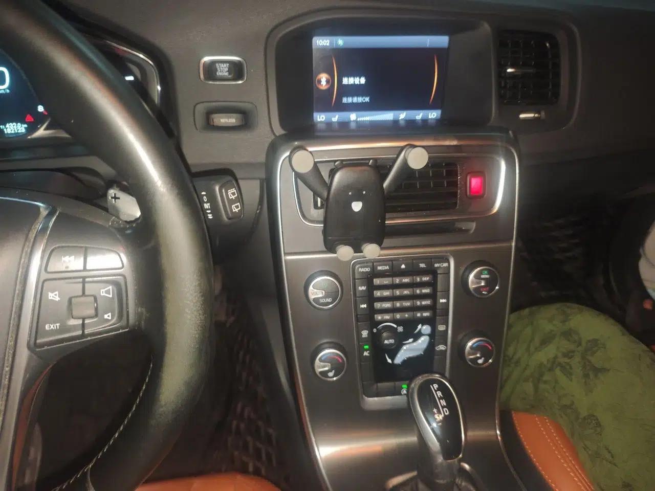 Volvo V60 2014 T5 Zhiya Edition — миниатюра 13