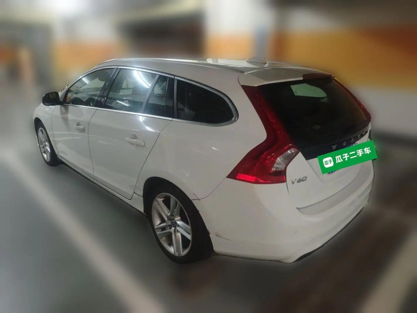 Volvo V60 2014 T5 Zhiya Edition — миниатюра 4
