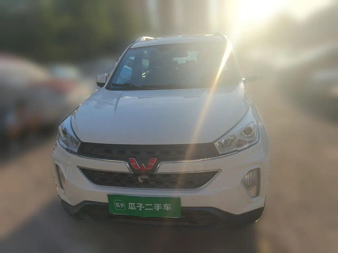 Wuling Hongguang S3 2019 1.5L Manual Luxury Model China VI Standard — миниатюра 2